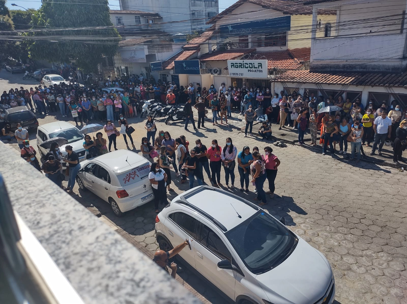 Paralisção/Assembleia realizada no dia 30/06 em frente a sede do Sindicato