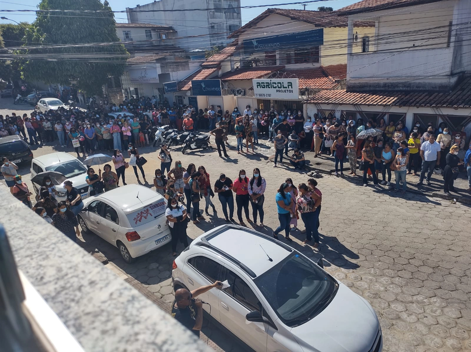 Paralisção/Assembleia realizada no dia 30/06 em frente a sede do Sindicato