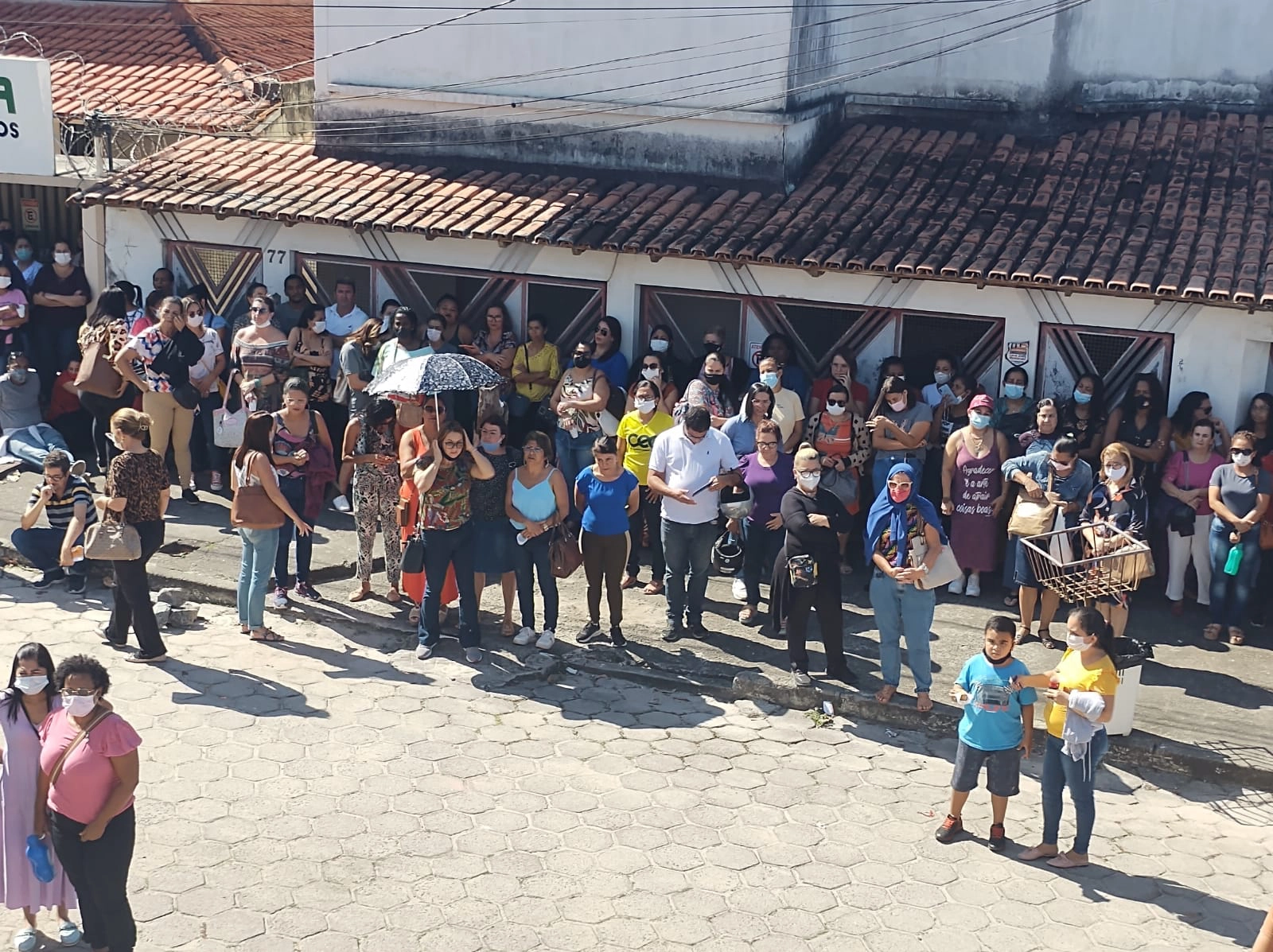 Paralisção/Assembleia realizada no dia 30/06 em frente a sede do Sindicato